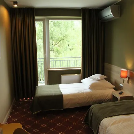 Szálloda Dunajec Zgłobice