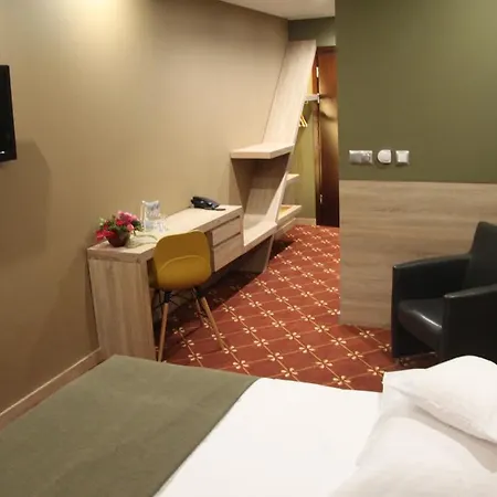 Отель Dunajec 3*